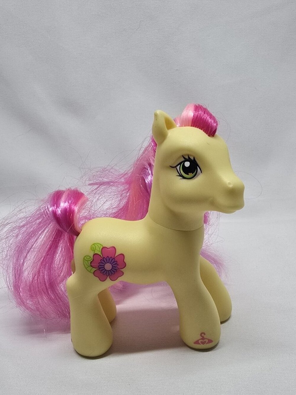 My little pony G3 Royal Bouquet Yellow Pony Figure- HASBRO - Picture 1 of 10